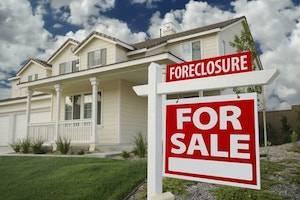 DuPage County divorce attorneys, foreclosure during divorce